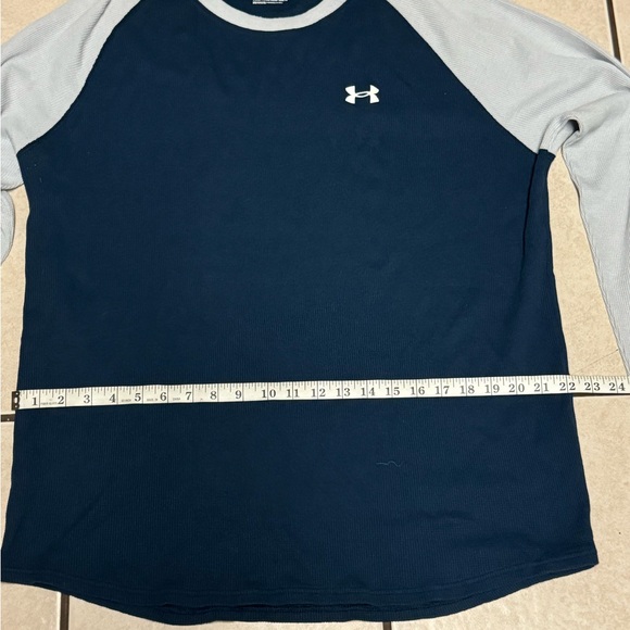 Under Armour Thermal Long Sleeved Shirt - Picture 5 of 5